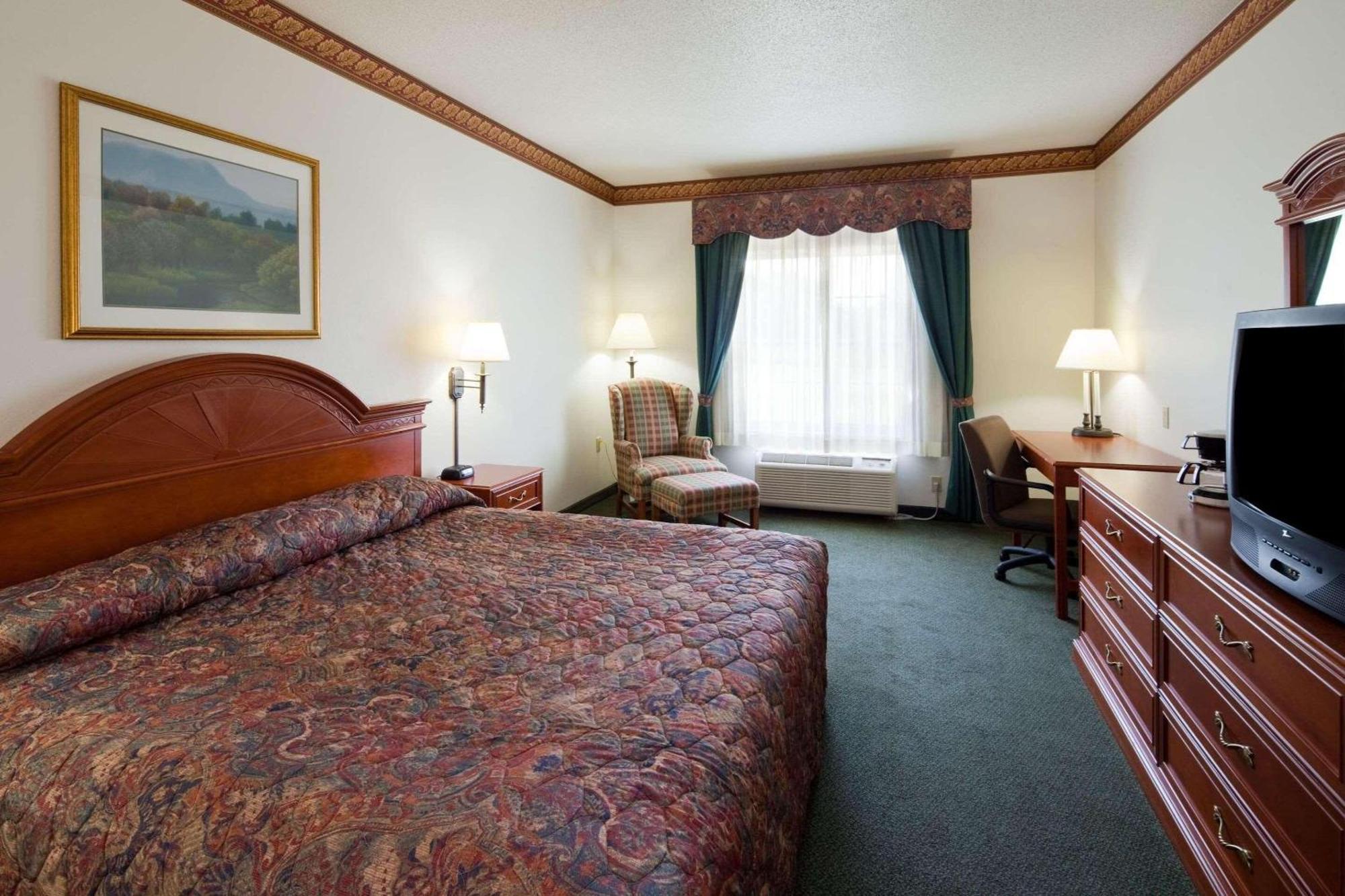 Country Inn & Suites By Radisson, Prairie Du Chien Exterior foto